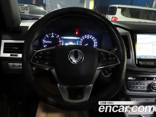 KGM Rexton 2018 thumb 2