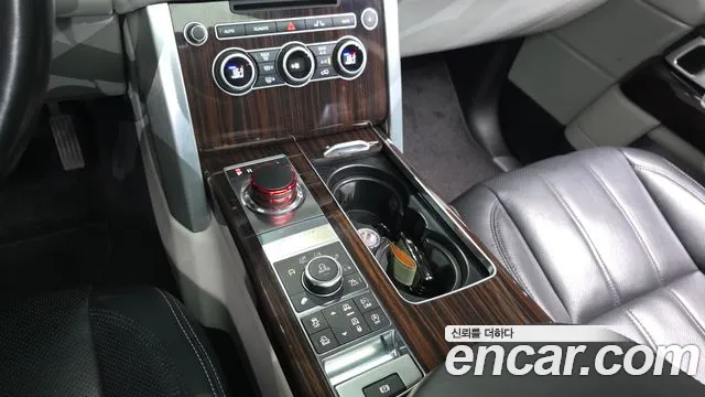 Land Rover Range Rover 2017 thumb 2