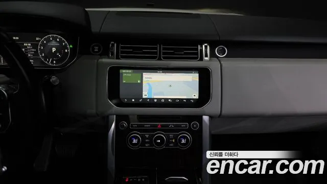 Land Rover Range Rover 2017 thumb 11