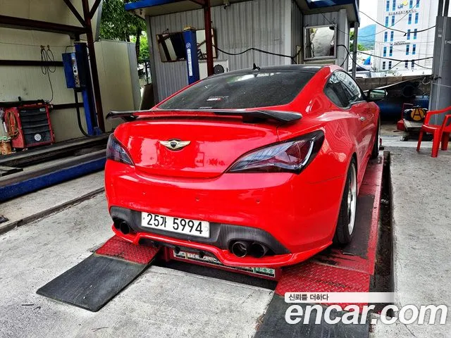 Hyundai Genesis 2012 thumb 2
