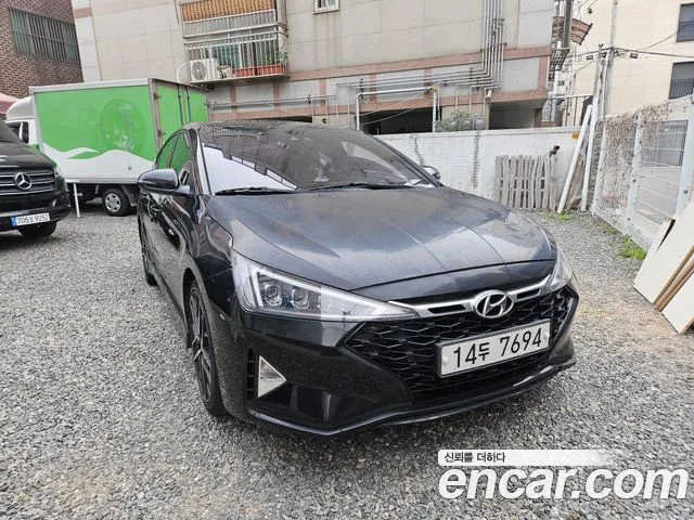 Hyundai Elantra 2019 thumb 4