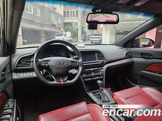 Hyundai Elantra 2019 thumb 12