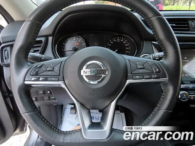 Nissan X-Trail 2018 thumb 8