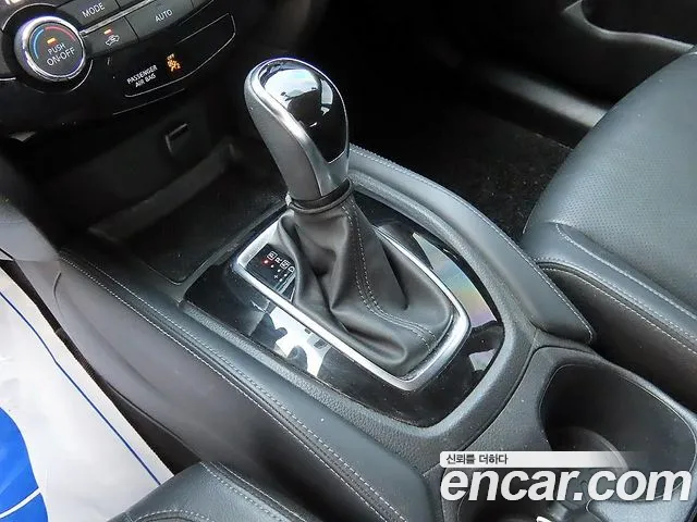 Nissan X-Trail 2018 thumb 10