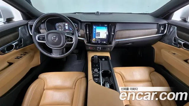 Volvo V90 Cross Country 2021 thumb 9
