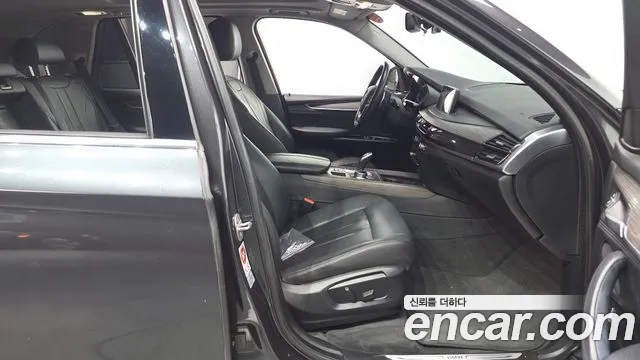 BMW X5 2017 thumb 6