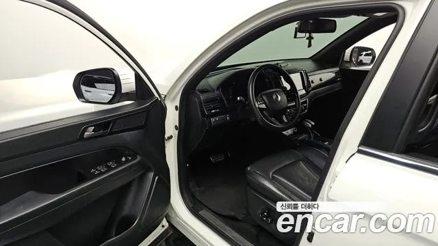 KGM Rexton 2020 thumb 12