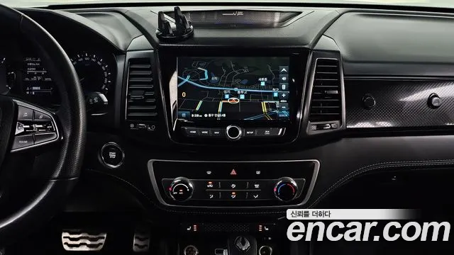 KGM Rexton 2020 thumb 9
