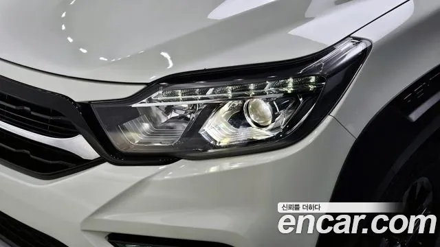 KGM Rexton 2020 thumb 2