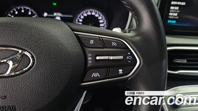 Hyundai Santa Fe 2021 thumb 4
