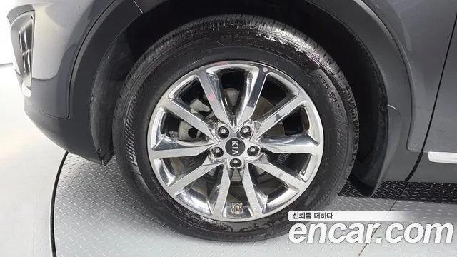 Kia Sorento 2015 thumb 9