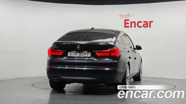 BMW 5 серии Gran Turismo 2017 thumb 10