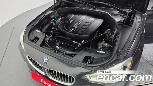 BMW 5 серии Gran Turismo 2017 thumb 5