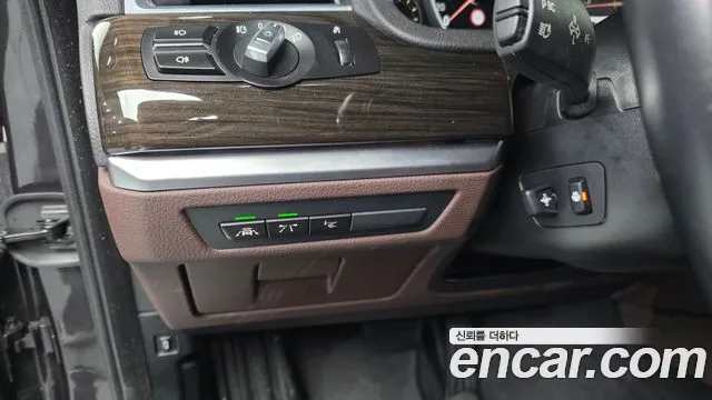 BMW 5 серии Gran Turismo 2017 thumb 7