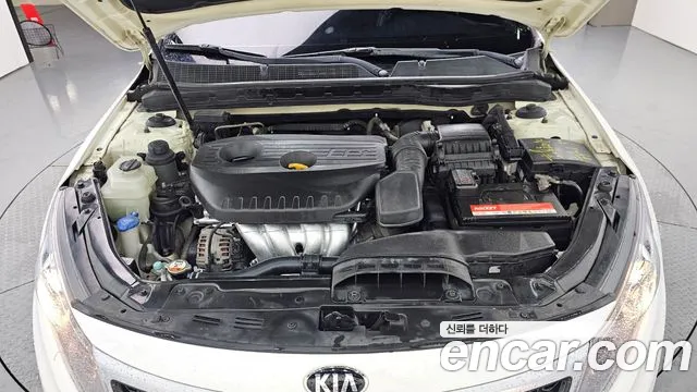 Kia K5 2013 thumb 11