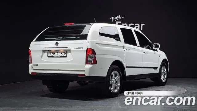 KGM Korando 2014 thumb 10