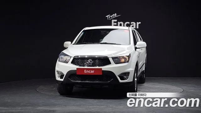 KGM Korando 2014 thumb 5