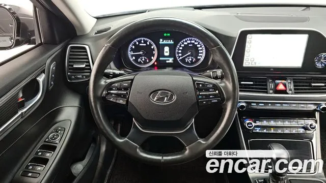 Hyundai Grandeur 2018 thumb 9