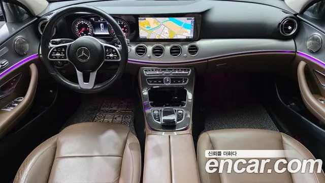 Mercedes-Benz E-Class 2019 thumb 12
