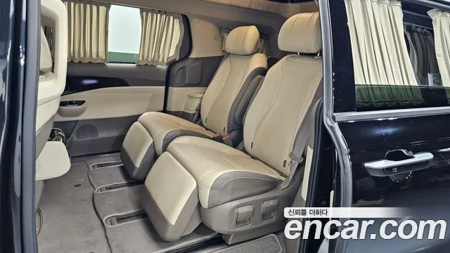 Kia Carnival 2022 thumb 12