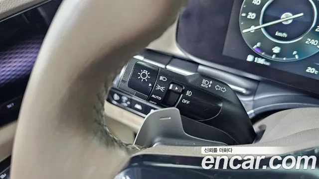 Kia Carnival 2022 thumb 4