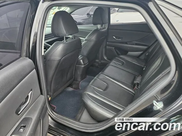 Hyundai Elantra 2021 thumb 6