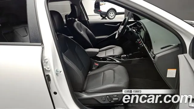 Kia Niro 2025 thumb 12