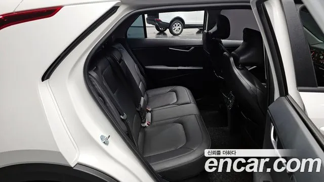 Kia Niro 2025 thumb 4