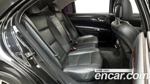 Mercedes-Benz S-Class 2010 thumb 10