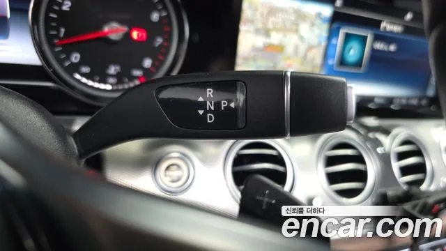 Mercedes-Benz E-Class 2018 thumb 8
