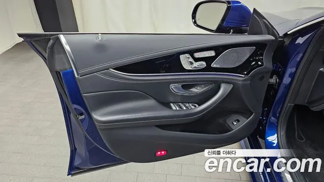 Mercedes-Benz AMG GT 2021 thumb 6