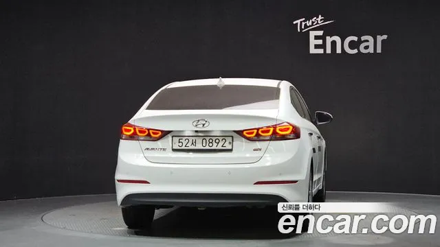 Hyundai Avante 2016 thumb 8