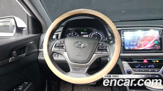 Hyundai Avante 2016 thumb 9