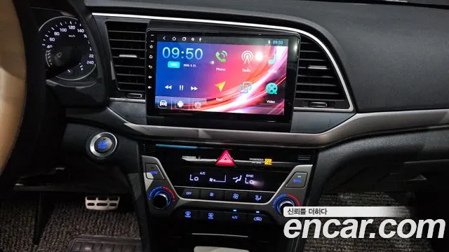 Hyundai Avante 2016 thumb 4