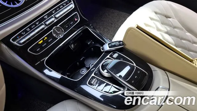 Mercedes-Benz CLS 2019 thumb 12