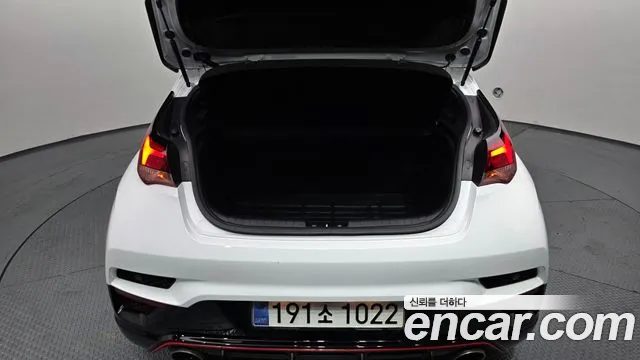 Hyundai Veloster 2022 thumb 4