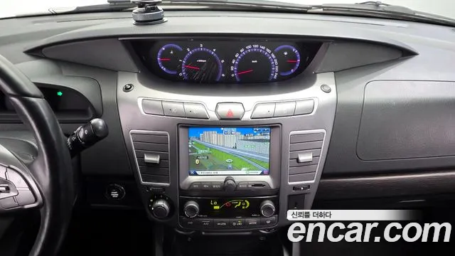 KGM Korando 2017 thumb 5