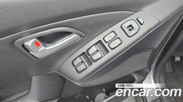 Hyundai Tucson 2013 thumb 2