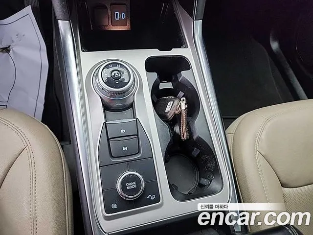 Ford Explorer 2022 thumb 3