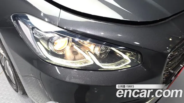 Hyundai Grandeur 2018 thumb 3