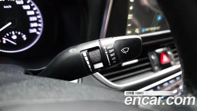 Hyundai Grandeur 2018 thumb 2