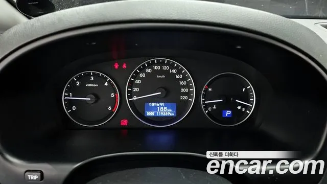 Hyundai Staria 2018 thumb 4