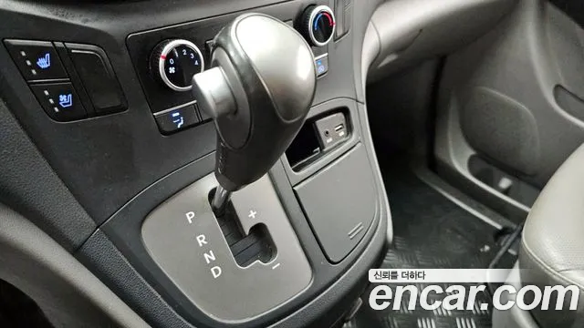 Hyundai Staria 2018 thumb 7