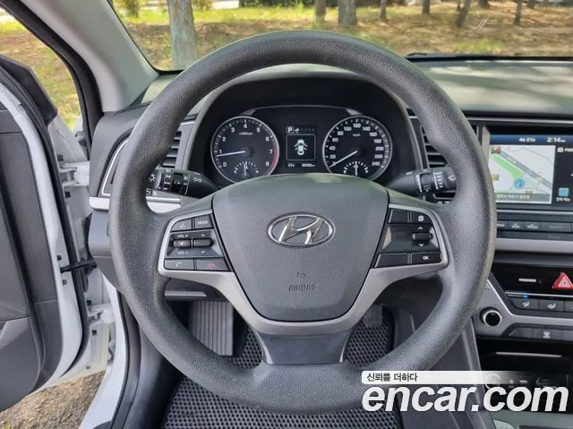 Hyundai AD 2018 thumb 7