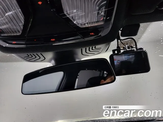 BMW 5 серии 2019 thumb 12