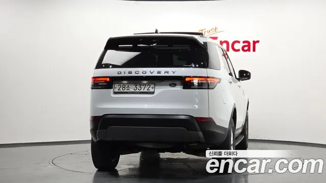 Land Rover Discovery 2019 thumb 6