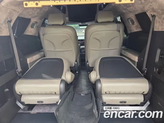 Kia Carnival 2024 thumb 6