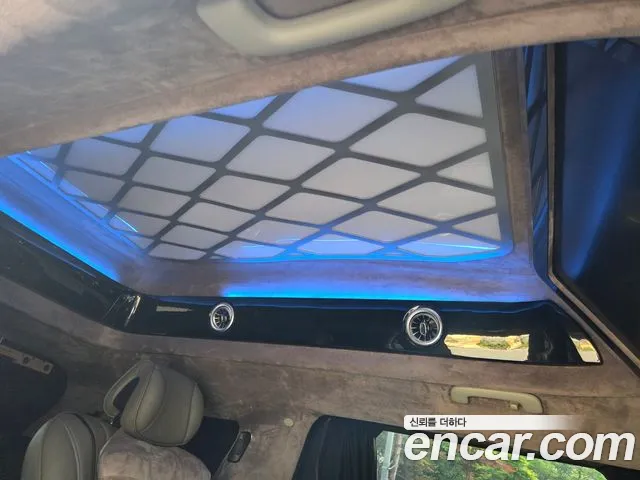 Kia Carnival 2024 thumb 7