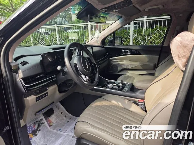 Kia Carnival 2024 thumb 4