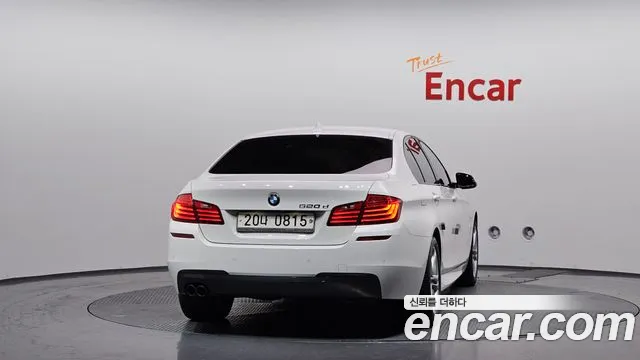BMW 5 серии 2016 thumb 8